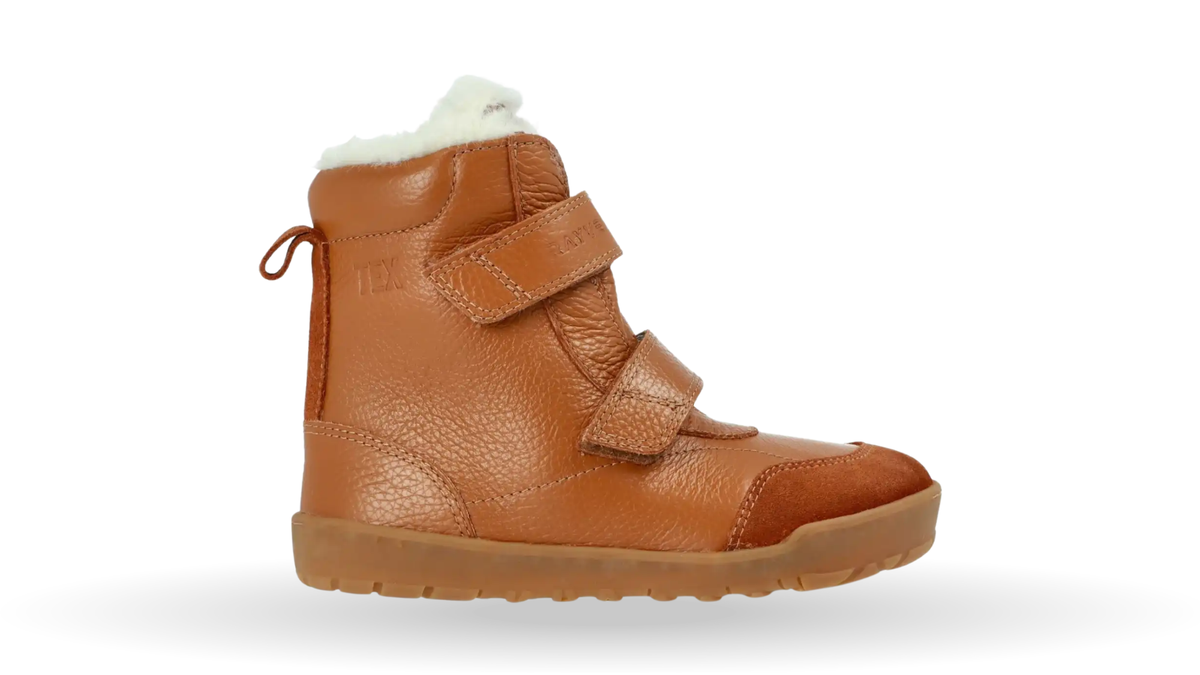 Kinder-Barfußwinterstiefel mit zwei Klettverschlüssen, hohem Schaft, sichtbarem Futter und profilierter Sohle, Seitenansicht außen
