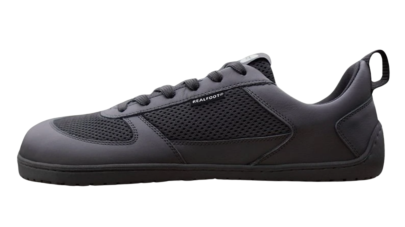 Barfußschuh mit Schnürung, breite Zehenbox, flache flexible Sohle, geschlossener Fersenbereich, Seitenansicht außen