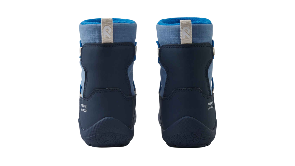 Kinder-Barfußwinterstiefel mit geschlossenem Fersenbereich und Zuglasche, Rückansicht