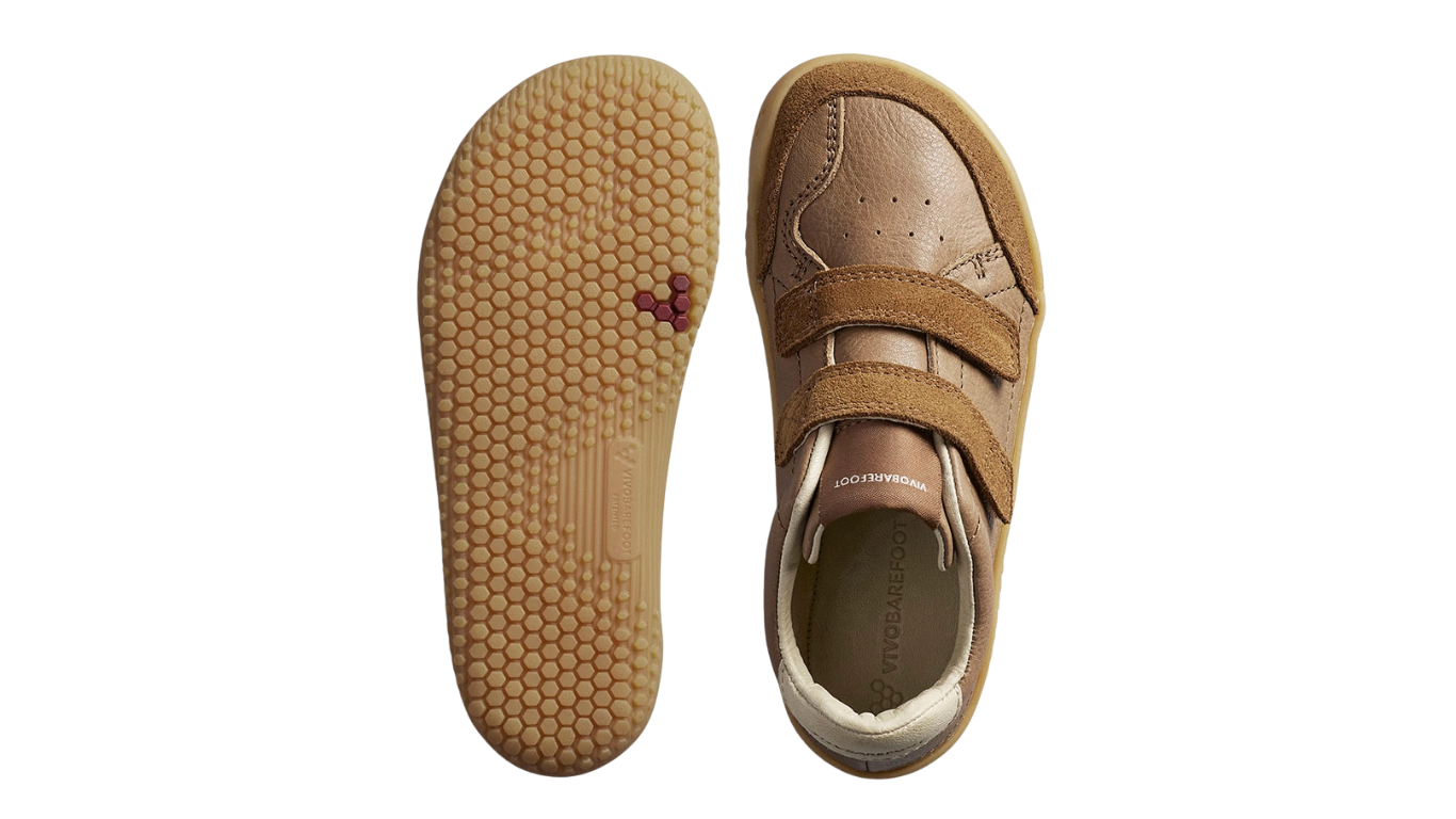 Barfußschuh für Kinder mit zwei Klettverschlüssen, breiter Zehenbox und geschlossenem Fersenbereich, Ansicht von unten und Draufsicht als Paar