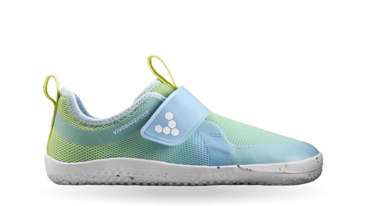 Barfußschuh für Kinder, geschlossene Zehen und geschlossener Fersenbereich, Klettverschluss, flexible Sohle, Seitenansicht außen, Einzelschuh