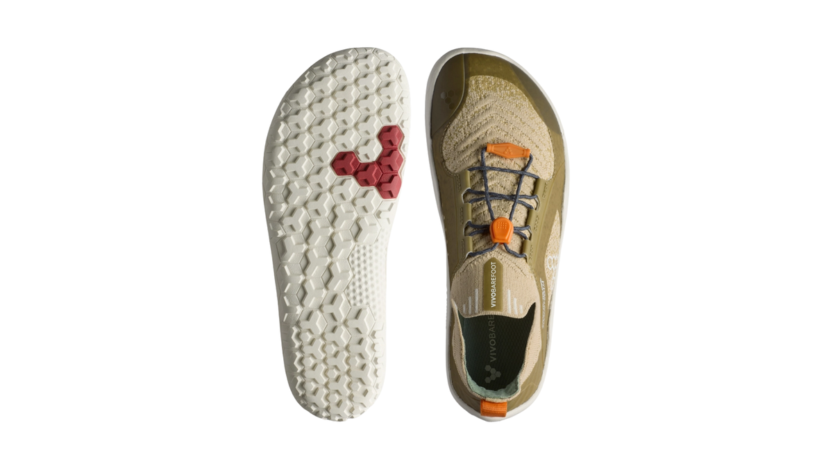 Barfußschuh mit Schnellverschluss, breite Zehenbox, flexible Sohle, geschlossener Fersenbereich, Ansicht von unten und Draufsicht
