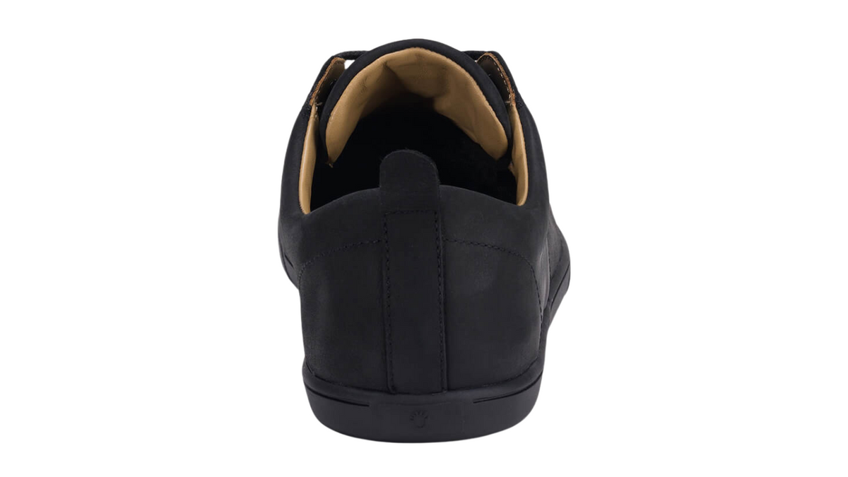 Barfußschuh, geschlossene Zehen und geschlossener Fersenbereich, Schnürung, flexible Sohle, Einzelschuh, Rückansicht
