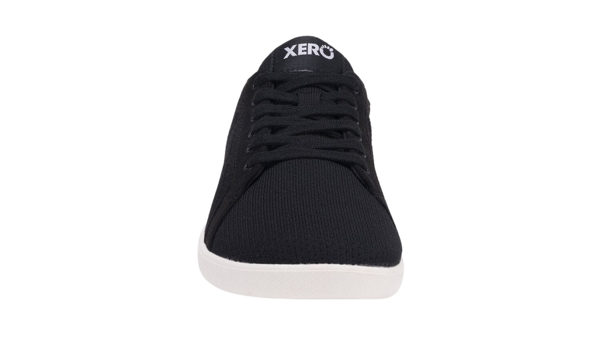 Barfußschuh mit Schnürung, breite Zehenbox, flexible Sohle, geschlossener Fersenbereich, Vorderansicht