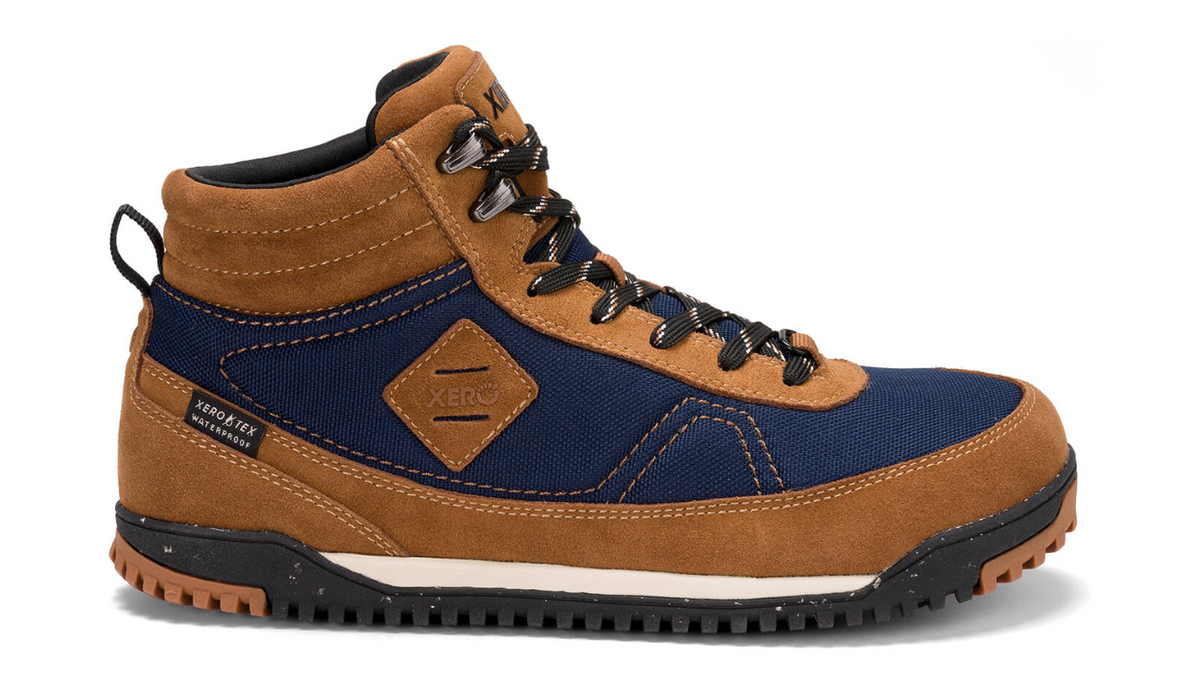 Knöchelhoher Barfußwanderschuh für Erwachsene als einzelner Schuh, breite Zehenbox, geschlossene Zehen, geschlossener Fersenbereich, Schnürung, Seitenansicht außen.