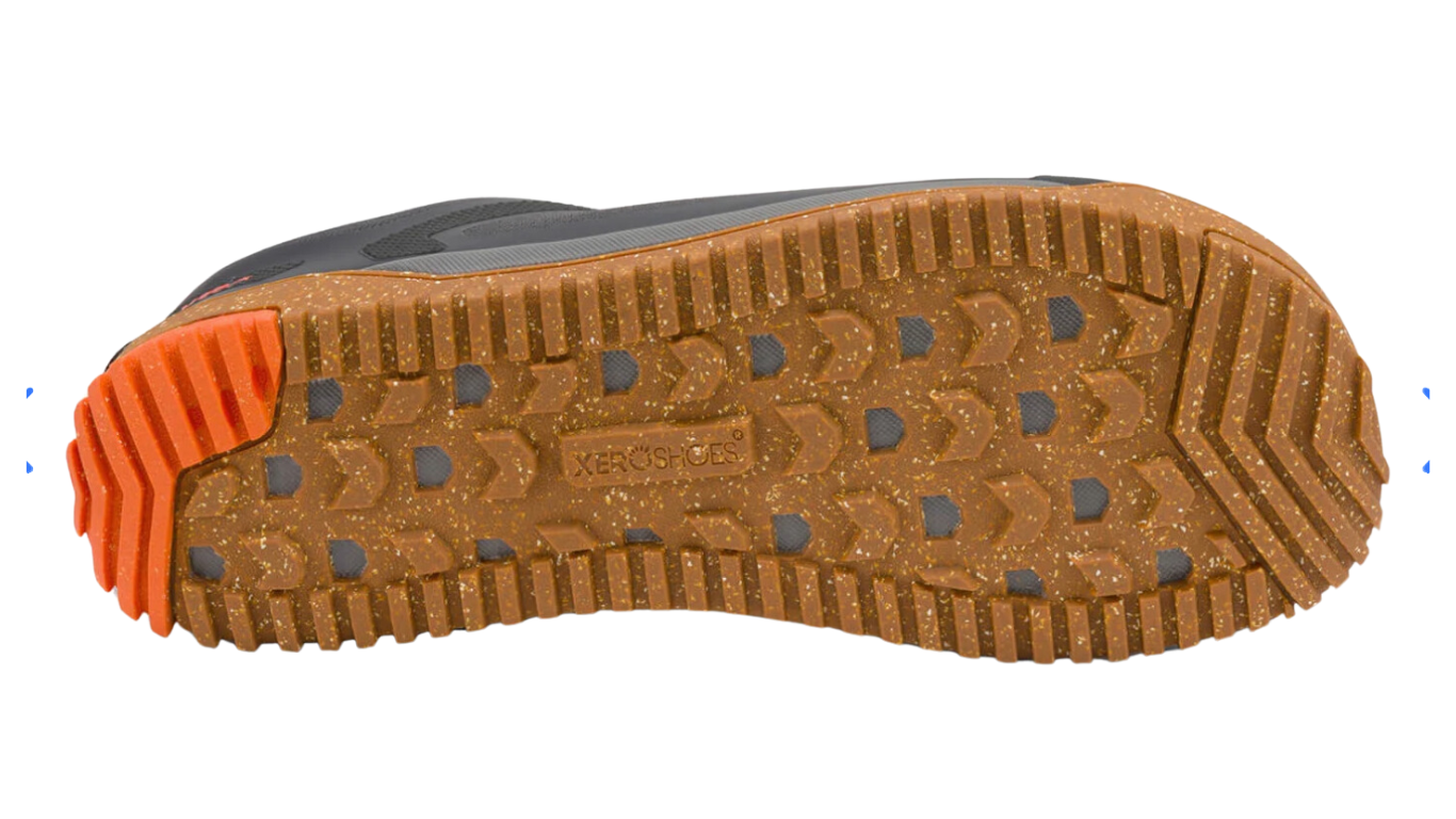 Barfußwanderschuh Halbschuh für Erwachsene als einzelner Schuh, profilierte flexible Sohle, Ansicht von unten.