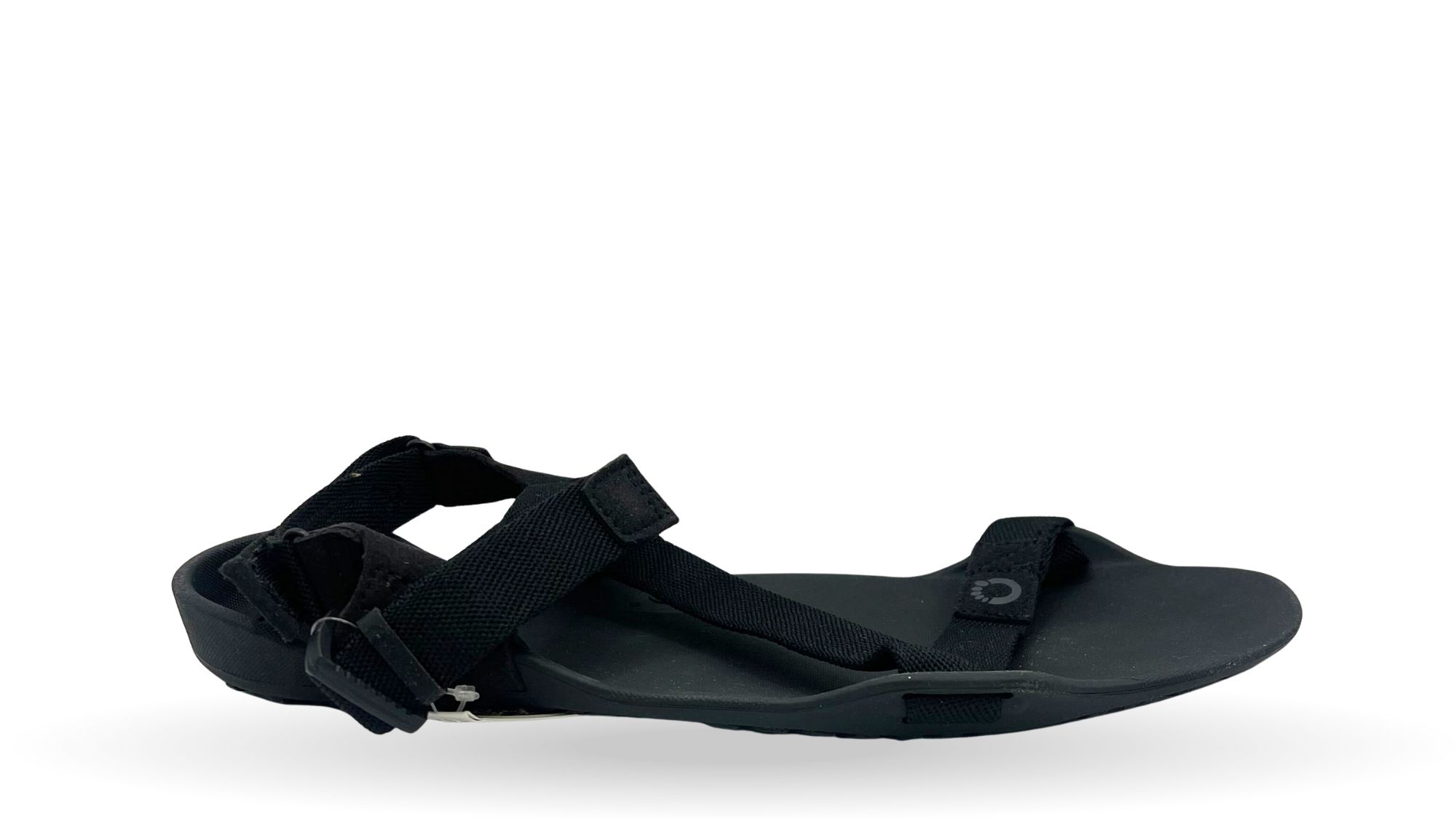 Barfußsandale, offene Zehen und offener Fersenbereich, Riemenkonstruktion mit verstellbaren Riemen, flexible Sohle, Einzelschuh, Seitenansicht außen