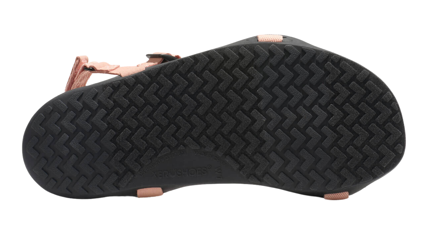 Barfußsandale, offene Zehen und offener Fersenbereich, Riemenkonstruktion mit verstellbaren Riemen, flexible Sohle, Einzelschuh, Ansicht von unten