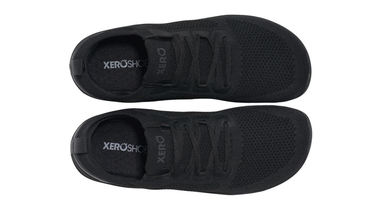 Barfußschuh, geschlossene Zehen und geschlossener Fersenbereich, Schnürung, flexible Sohle, Draufsicht als Paar