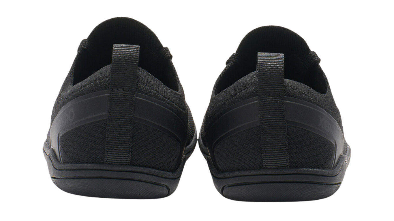 Barfußschuh, geschlossene Zehen und geschlossener Fersenbereich, Schnürung, flexible Sohle, Rückansicht als Paar