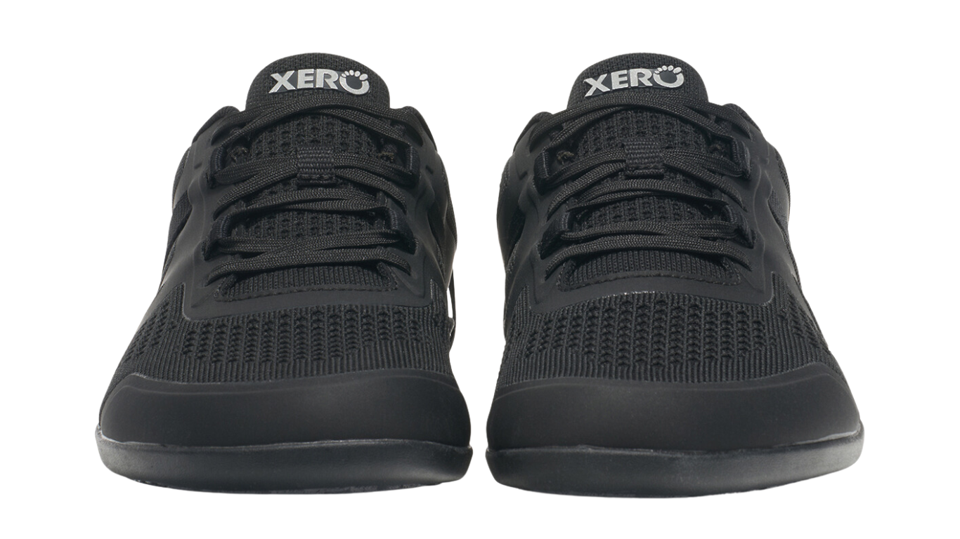Barfußschuh mit Schnürung, breite Zehenbox, flexible Sohle, geschlossener Fersenbereich, Vorderansicht als Paar