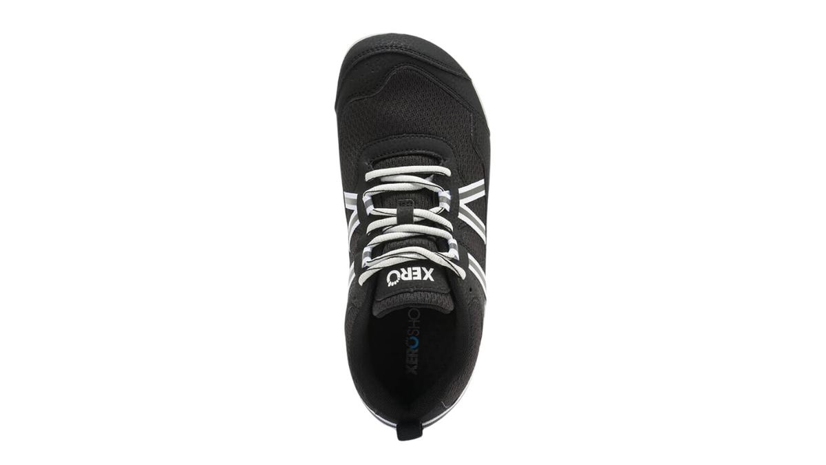 Barfußsportschuh für Erwachsene als einzelner Schuh, geschlossene Zehen, geschlossener Fersenbereich, Schnürung, Draufsicht.