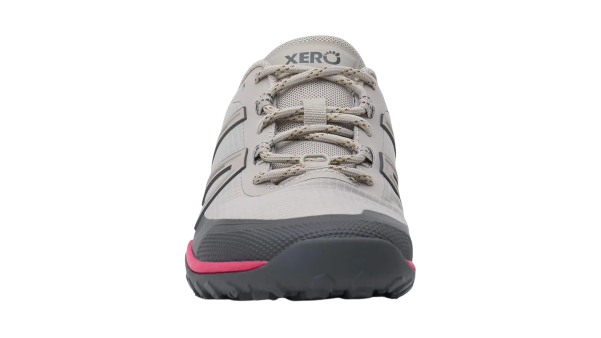 Barfußschuh als Einzelschuh, geschlossene Zehen, Schnürung, profilierte Sohle, Vorderansicht