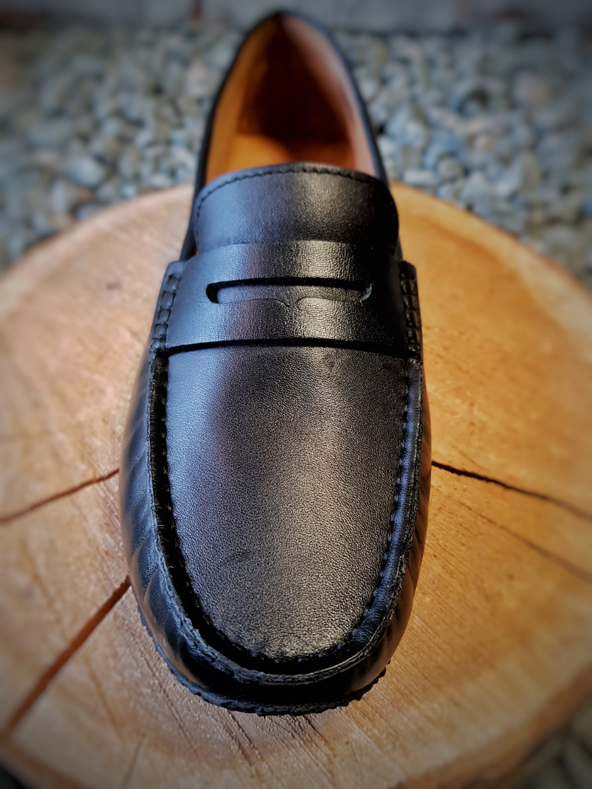 Barfußschuh Slipper, geschlossene Zehen und geschlossener Fersenbereich, ohne Verschluss, flexible Sohle, einzelner Schuh, Draufsicht