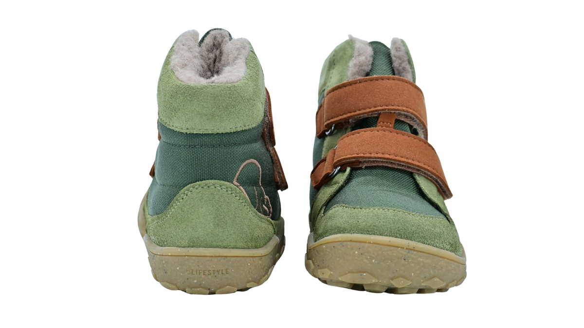Gefütterte Kinder-Barfußstiefel als Paar mit geschlossener Ferse und sichtbarem Futter, Rückansicht