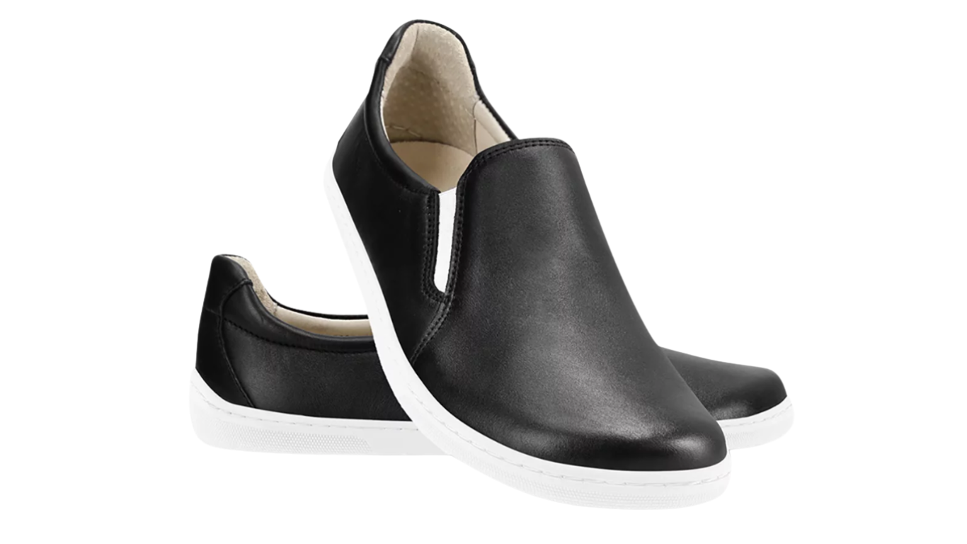Barfußslipper, Einzelansicht schräg von vorne mit geschlossenem Zehenbereich.