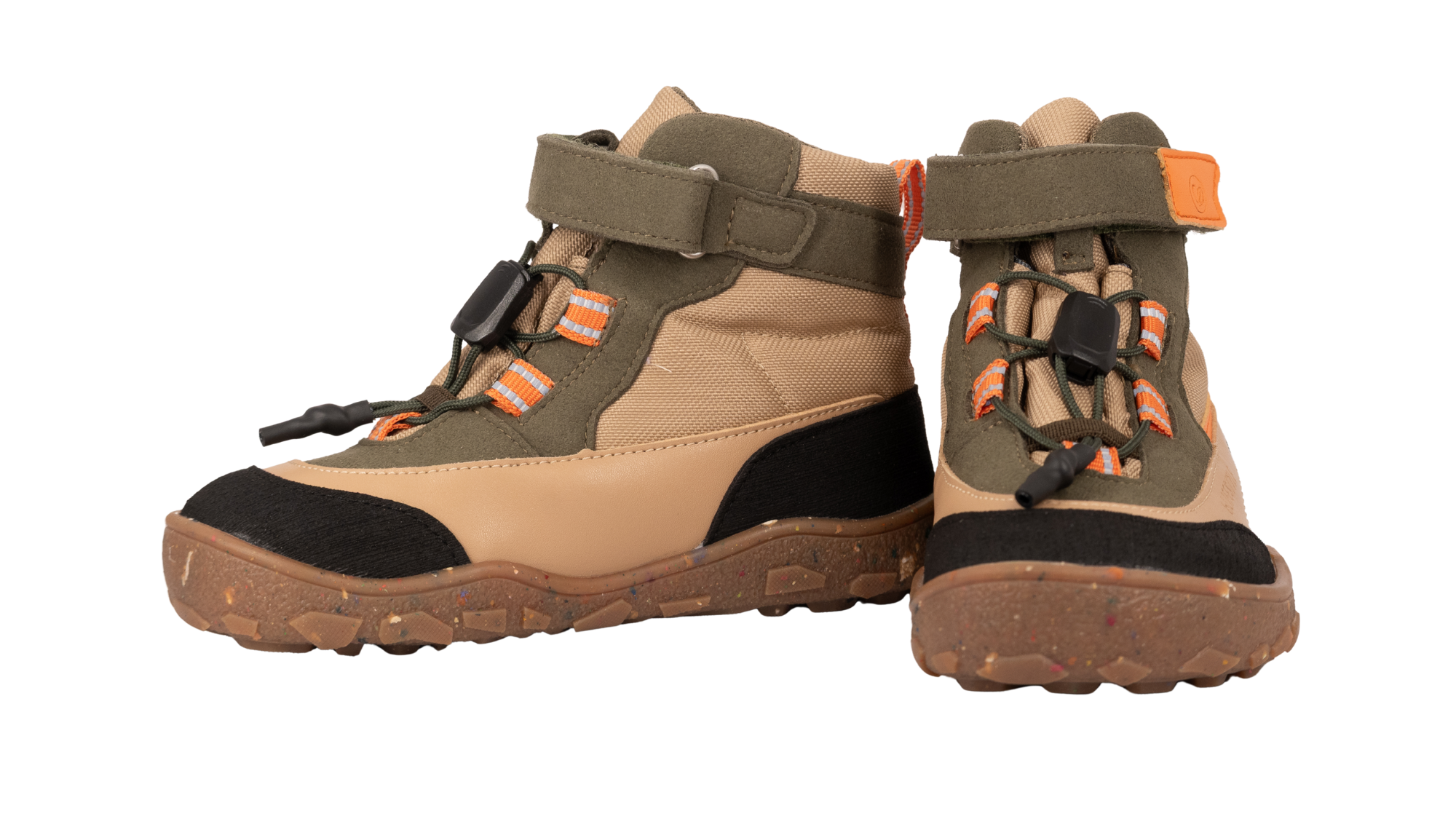 Barfußstiefel als Paar mit Klettverschluss und Schnürung, breite Zehenbox, schräge Vorderansicht