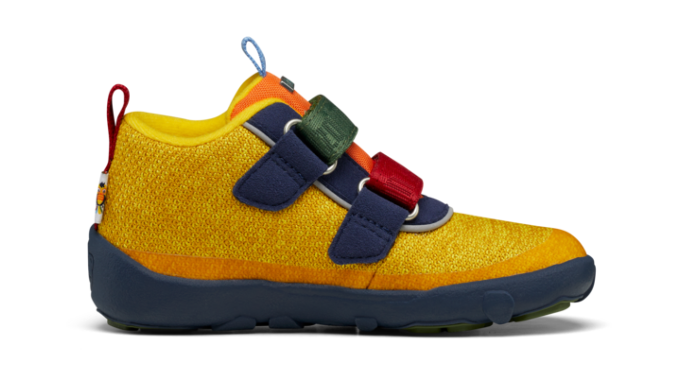 Kinder Barfußschuh mit geschlossener Zehenbox und Klettverschlüssen, Seitenansicht innen