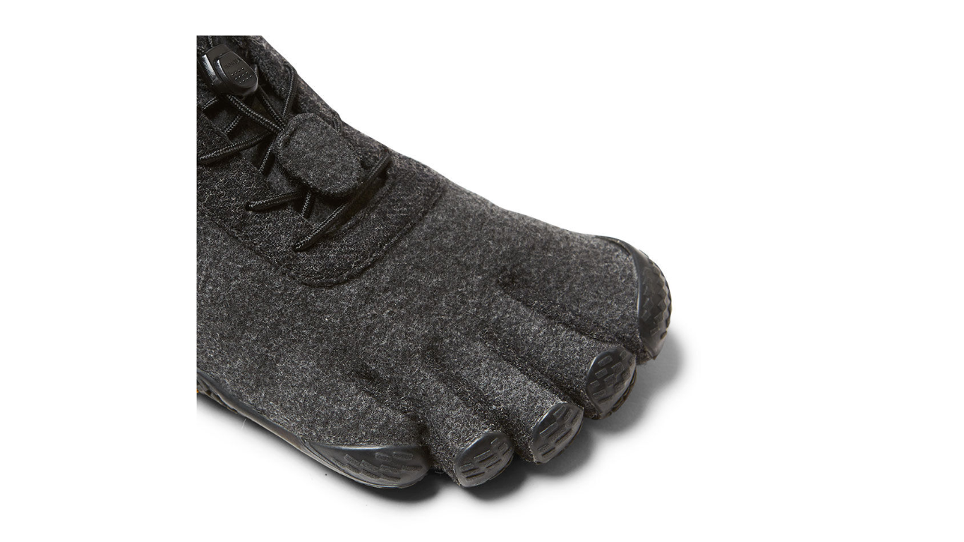 Barfußschuh für Erwachsene mit Schnürung, fünf einzelnen Zehenkammern und flacher Sohle, Detailansicht