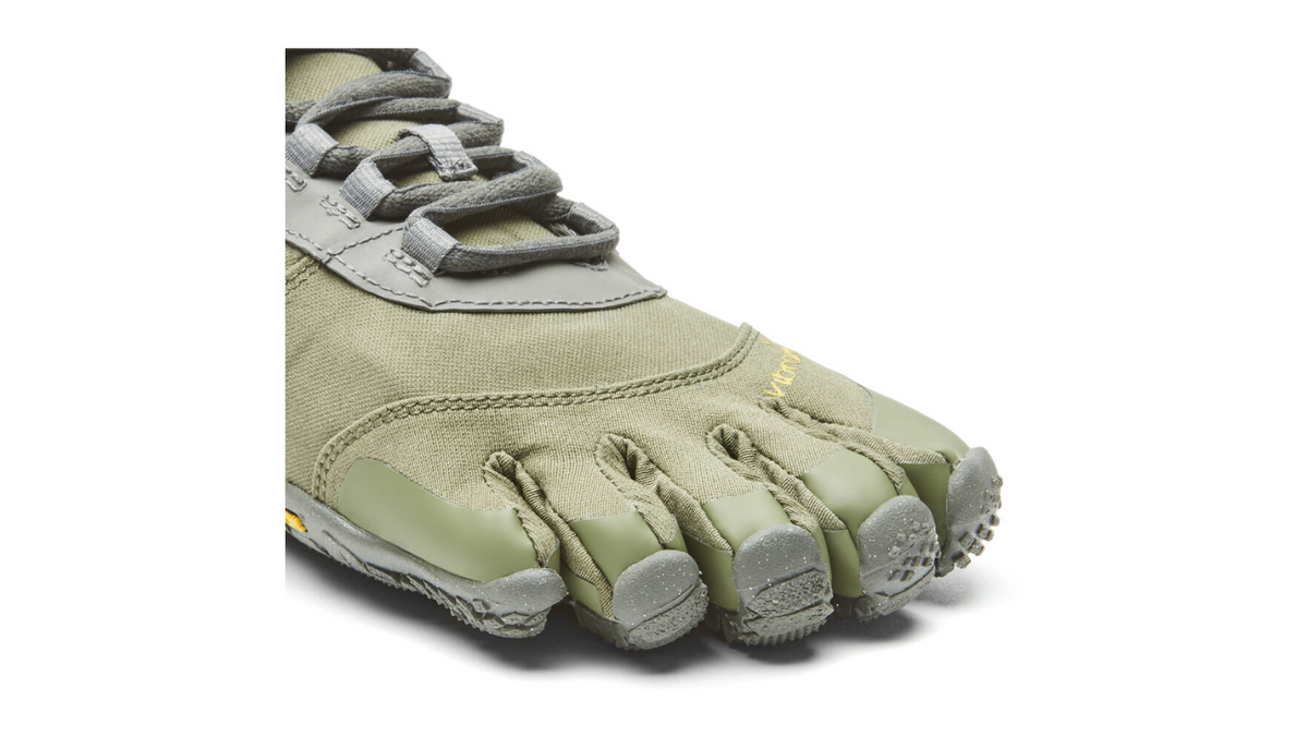 Barfußschuh für Erwachsene mit Schnürung, fünf einzelnen Zehenkammern und profilierter Sohle, Detailansicht