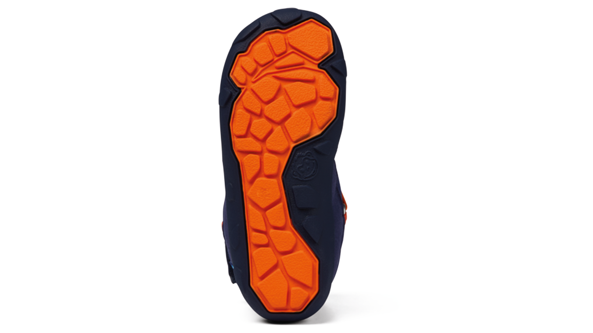 Kinder Barfußwinterstiefel mit profilierter, flexibler Sohle, Ansicht von unten