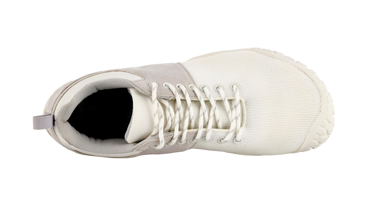 Barfußschuh, Draufsicht. Geschlossener Schuh mit Schnürung, geschlossener Zehenbereich.