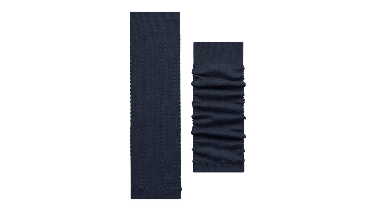 Beinstulpen für Erwachsene, Einzelansicht, glatte und geraffte Strickbereiche im Vergleich, Seitenansicht außen