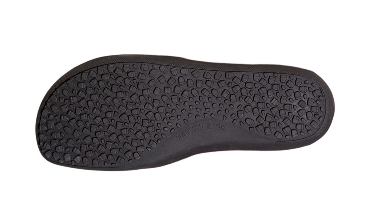 Barfußwinterstiefel für Kinder mit flacher, profilierter Sohle, Ansicht von unten