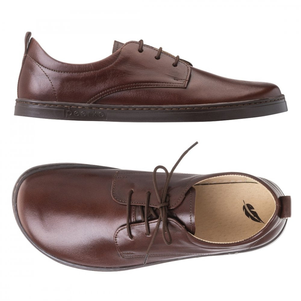 Barfußschuh mit Schnürverschluss, breiter Zehenbox und flacher Sohle, geschlossener Fersenbereich, Draufsicht