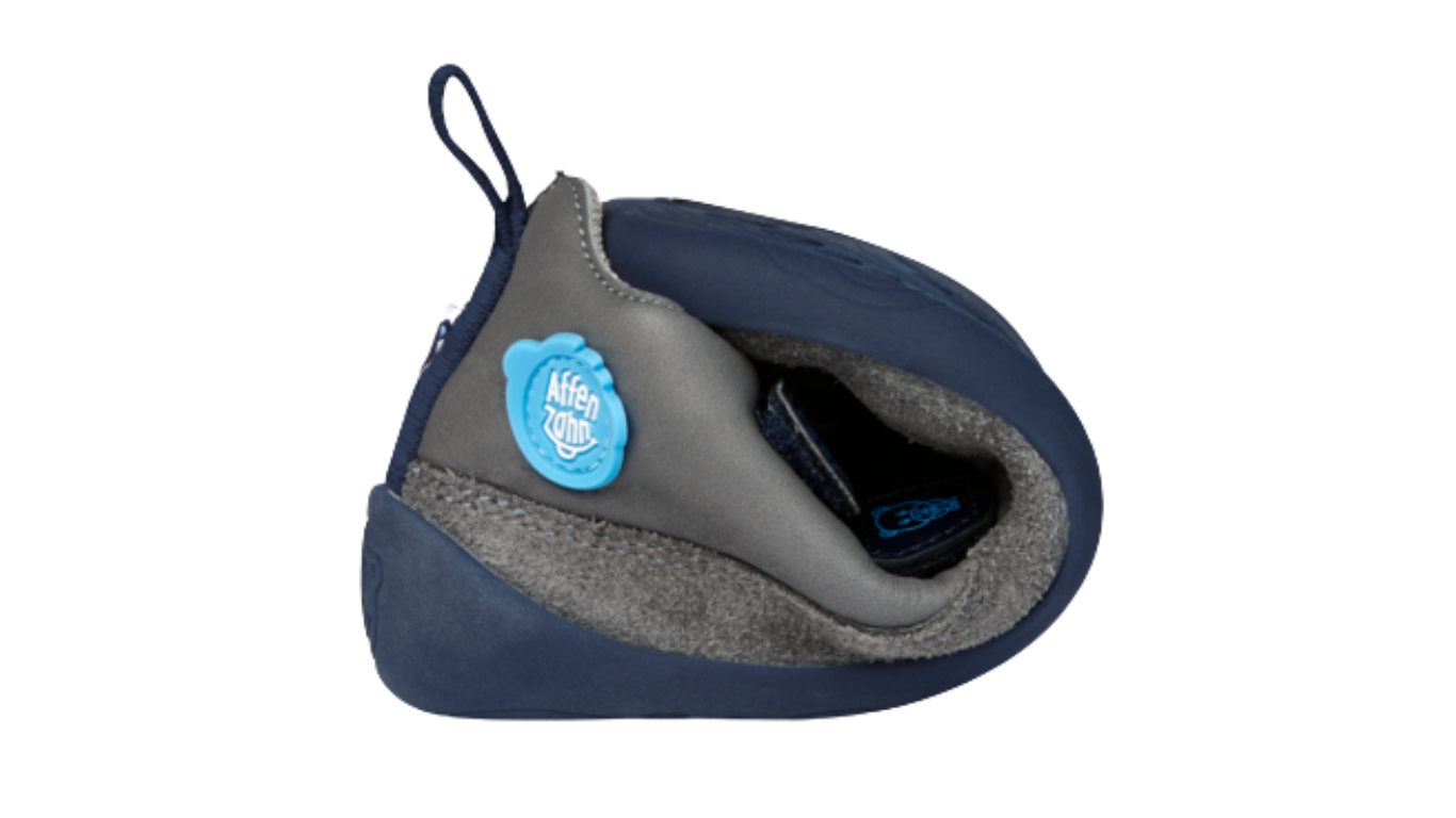 Kinder Barfußschuh mit geschlossener Zehenbox, Schuh zusammengerollt, Detailansicht