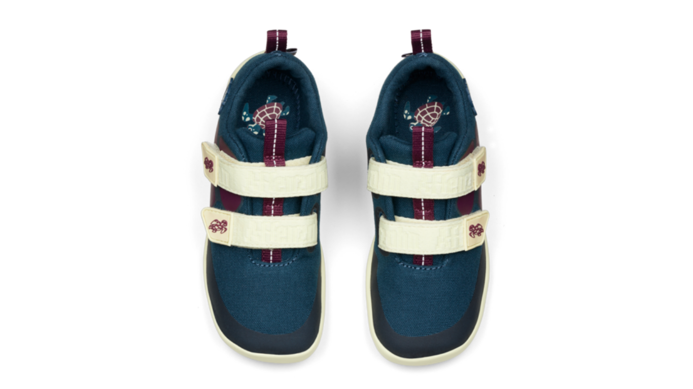 Kinder Barfußschuhe mit geschlossener Zehenbox, Draufsicht auf beide Schuhe