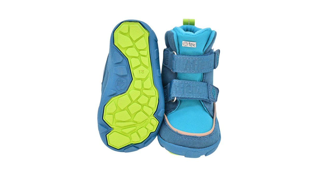 Knöchelhoher Barfußschuh für Kinder mit breiter Zehenbox, flexible Sohle, geschlossene Zehen, geschlossener Fersenbereich, Ansicht von unten als Paar