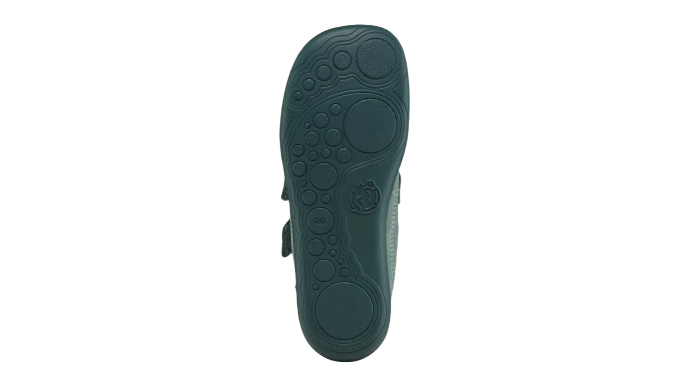 Kinder-Barfußschuh mit flacher, flexibler Sohle und strukturiertem Profil, Ansicht von unten.