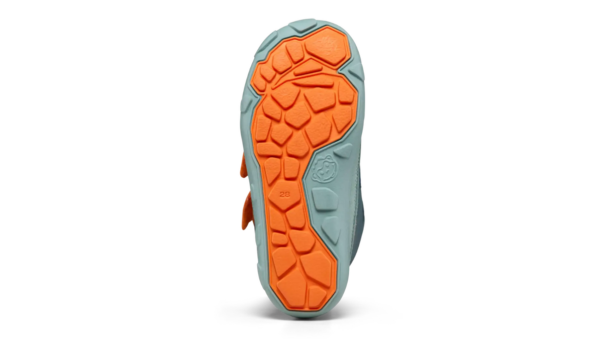 Kinder Barfußwinterstiefel mit profilierter, flexibler Sohle, Ansicht von unten