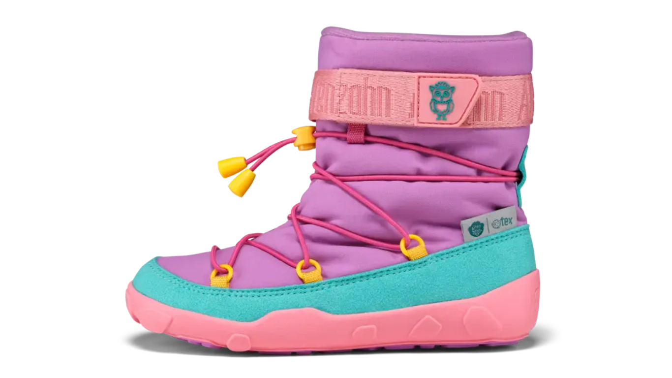 Kinder-Barfußwinterstiefel mit breiter Zehenbox, geschlossenem Zehenbereich, geschlossener Ferse, hohem Schaft, Schnürsystem mit Kordel, flexible Sohle, Seitenansicht innen.