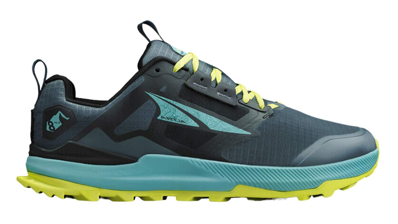 Trailrunningschuh, flache geschlossene Ausführung, Seitenansicht rechts Außenseite. Schnürung, niedrig geschnittener Schaft, stark profilierte Sohle.