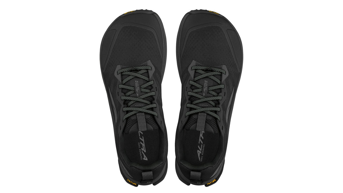 Trailrunningschuhe als Paar, Draufsicht von oben. Schnürung sichtbar, Innenform und Fersenaufnahme erkennbar.