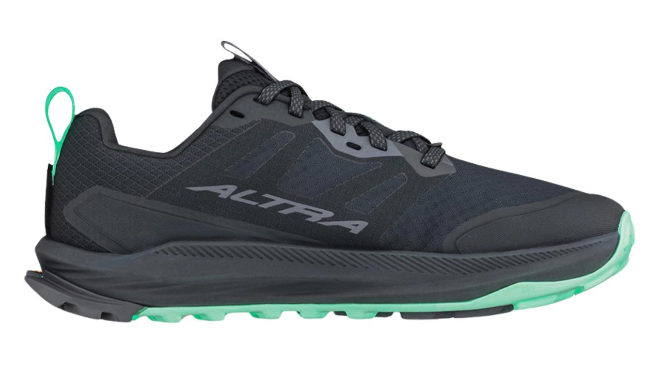 Trailrunning-Schuh für Erwachsene mit geschlossener Zehenbox, geschlossener Ferse, Schnürung, profilierter Sohle, Seitenansicht außen.