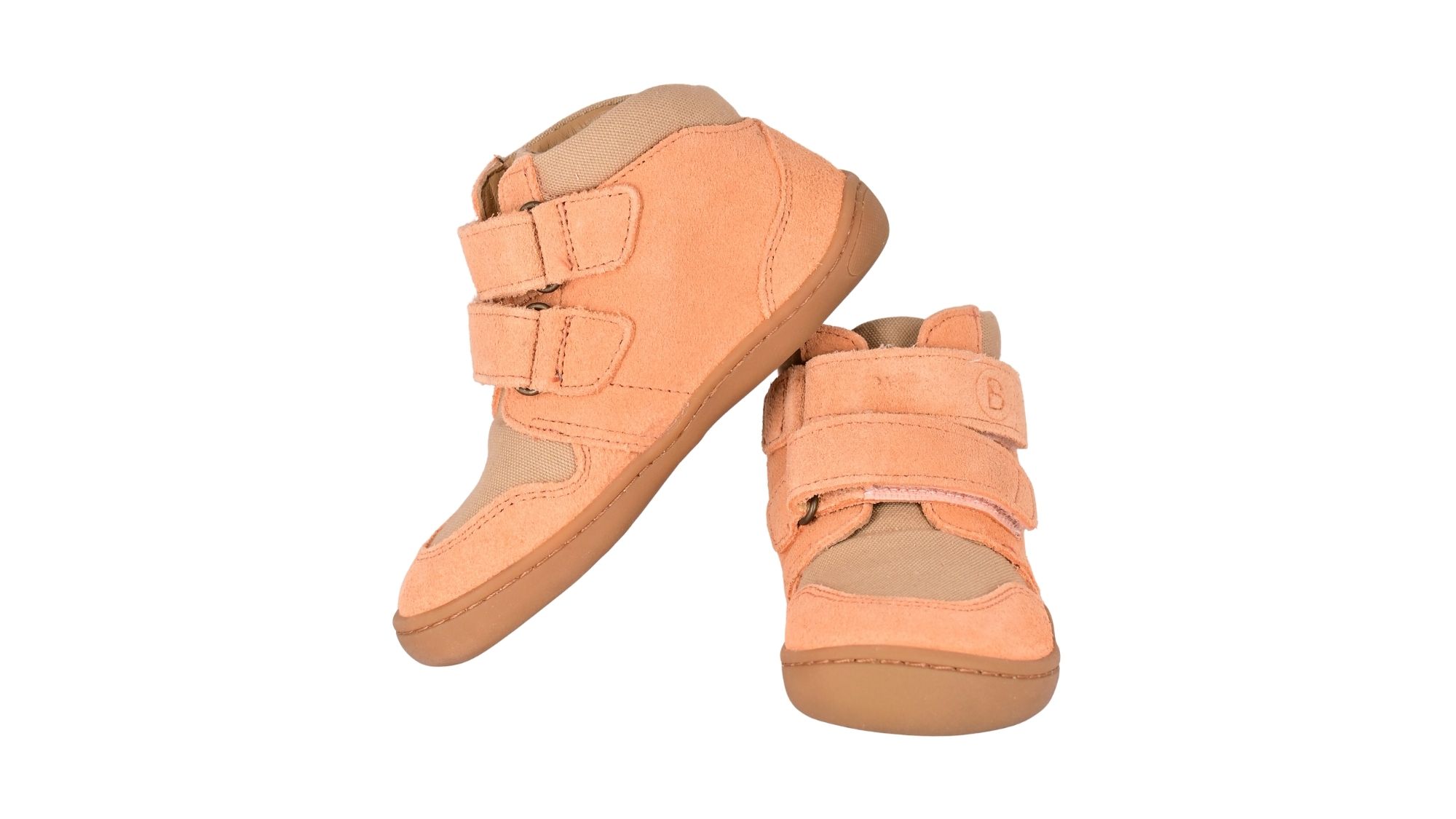 Knöchelhoher Barfußschuh für Kinder mit breiter Zehenbox, Klettverschluss, geschlossene Zehen, geschlossener Fersenbereich, schräge Vorderansicht als Paar