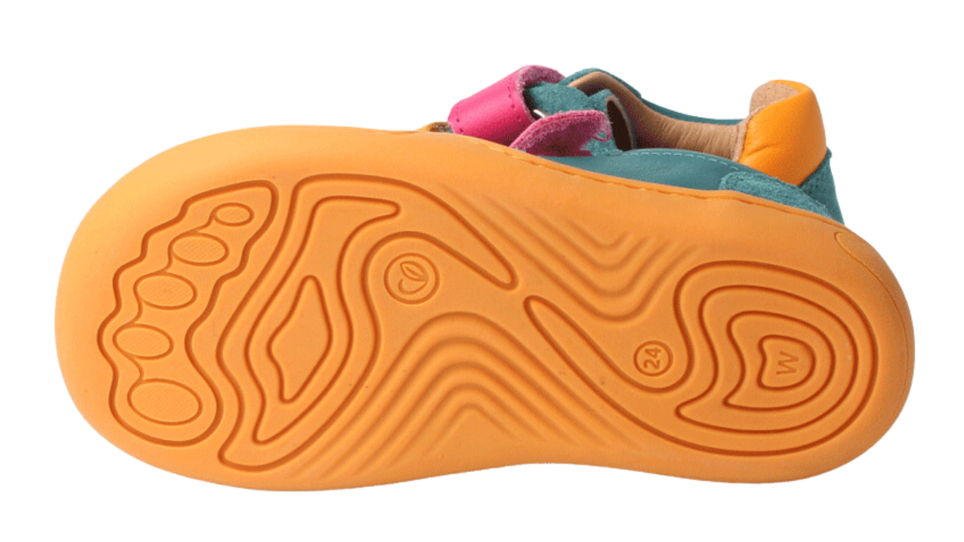 Barfußhalbschuh für Kinder mit flexibler Sohle und flachem Profil, Ansicht von unten