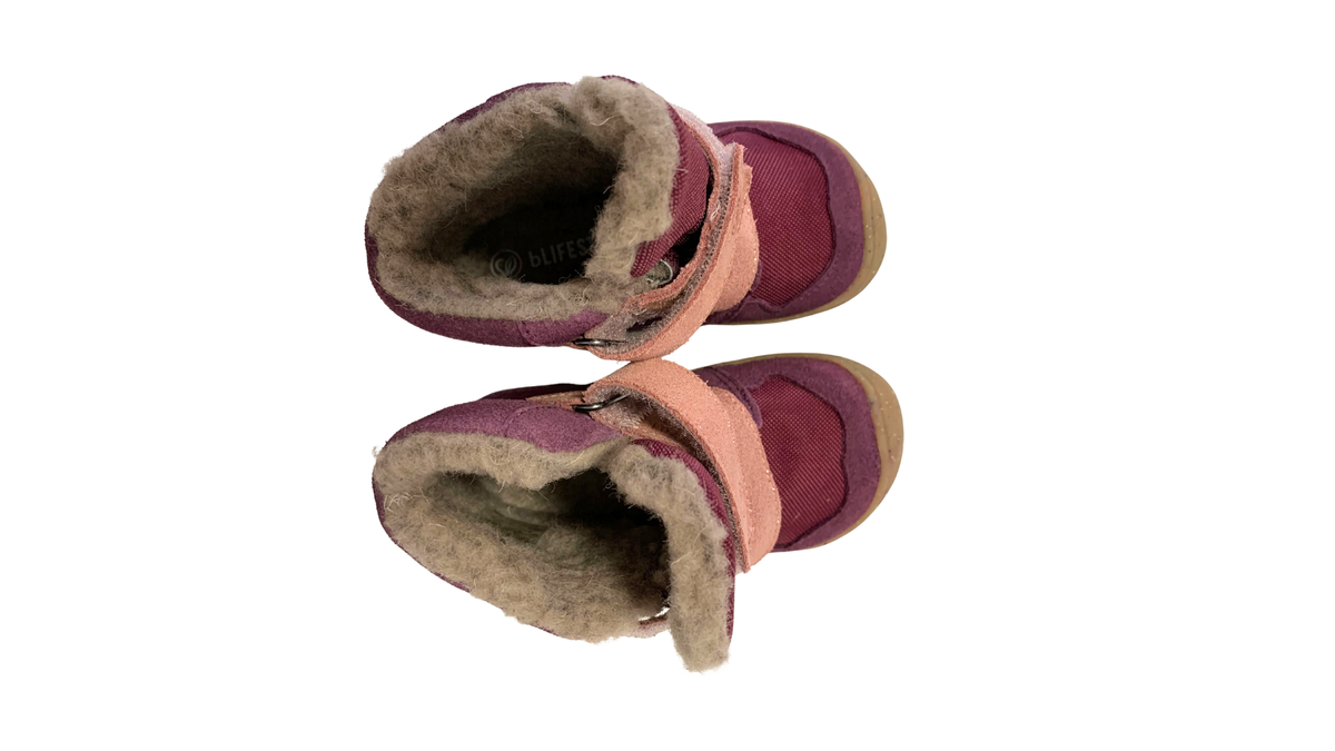 Paar Winter-Lauflerner für Kinder mit breiter Zehenbox, zwei Klettverschlüssen,knöchelhohem Schaft, und sichtbarem Futter, Draufsicht