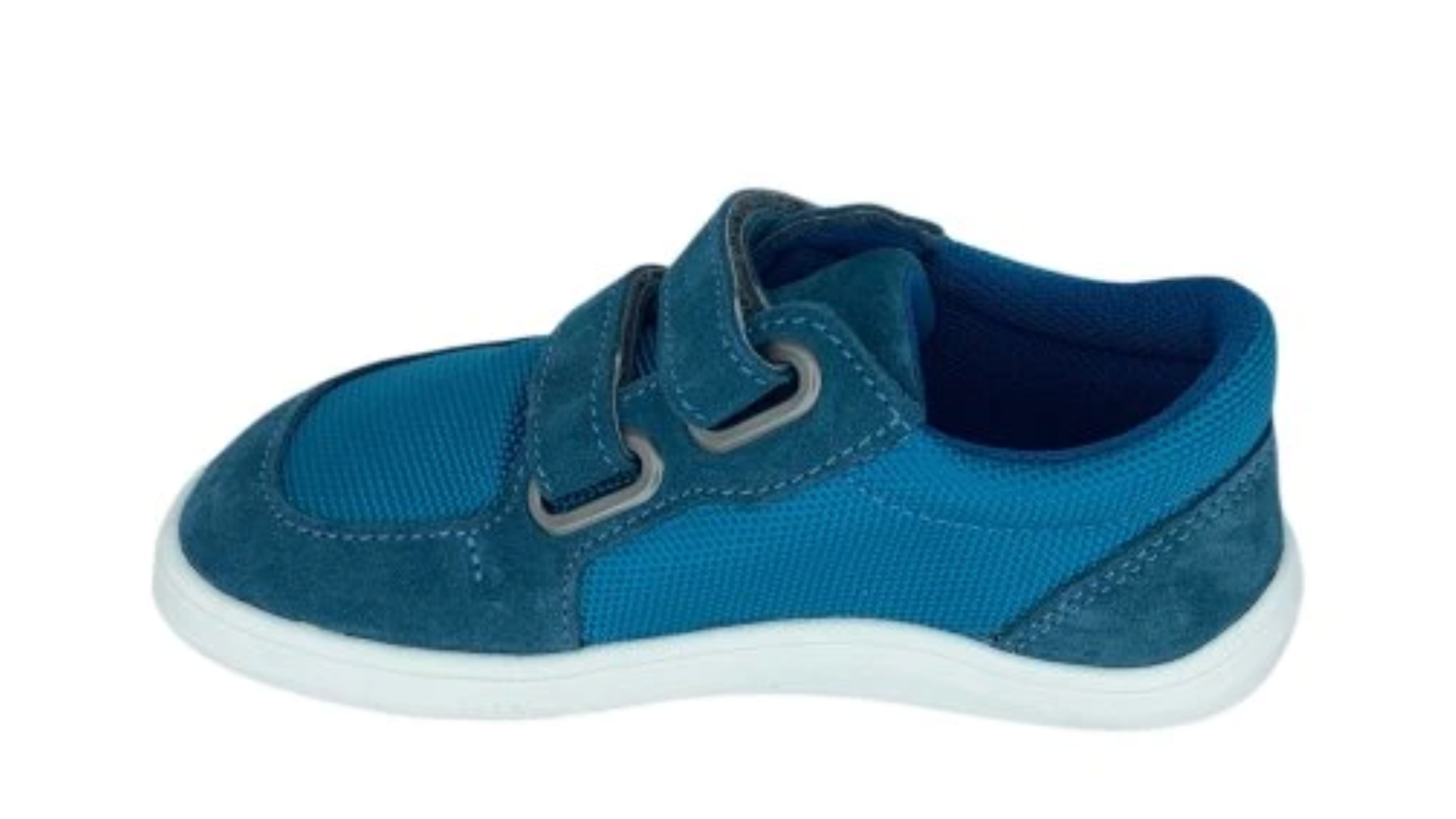 Barfußschuh mit zwei Klettverschlüssen, breite Zehenbox, flexible Sohle, geschlossener Fersenbereich, niedriger Schaft, Seitenansicht innen