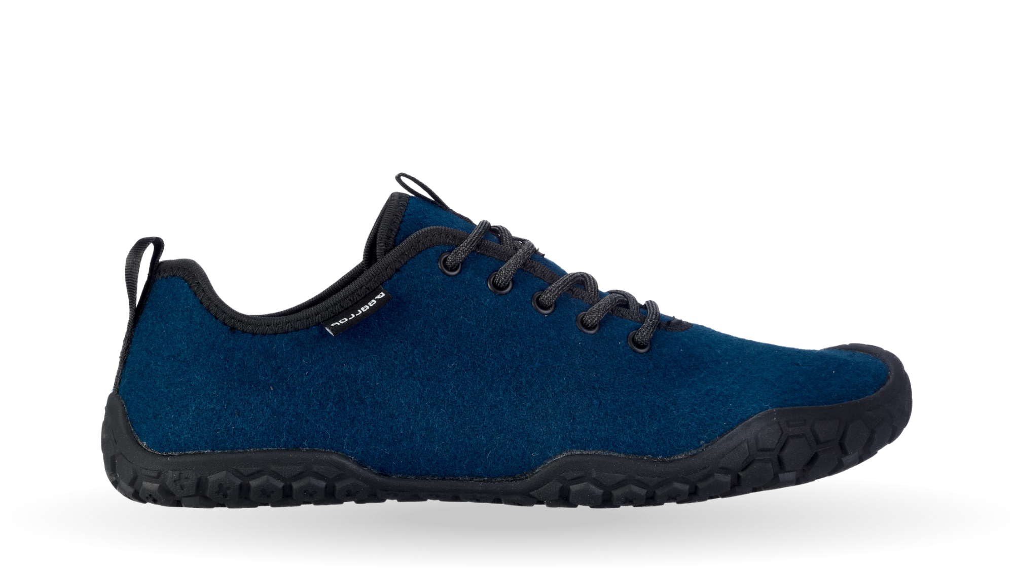 Barfußschuh für Erwachsene mit Schnürung, breiter Zehenbox und profilierter Sohle, Seitenansicht außen