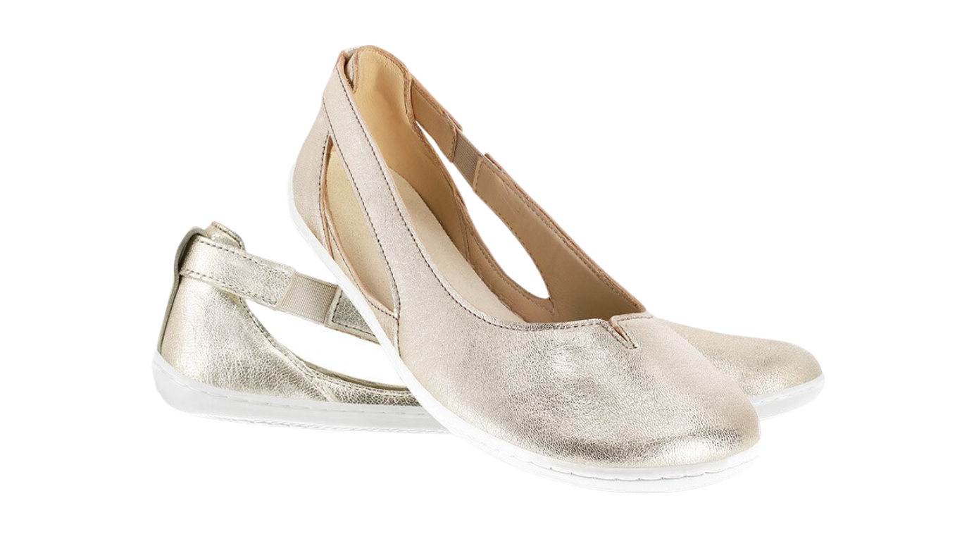 Barfußballerina für Erwachsene als Paar mit seitlicher Öffnung und geschlossenen Zehen, schräge Vorderansicht.