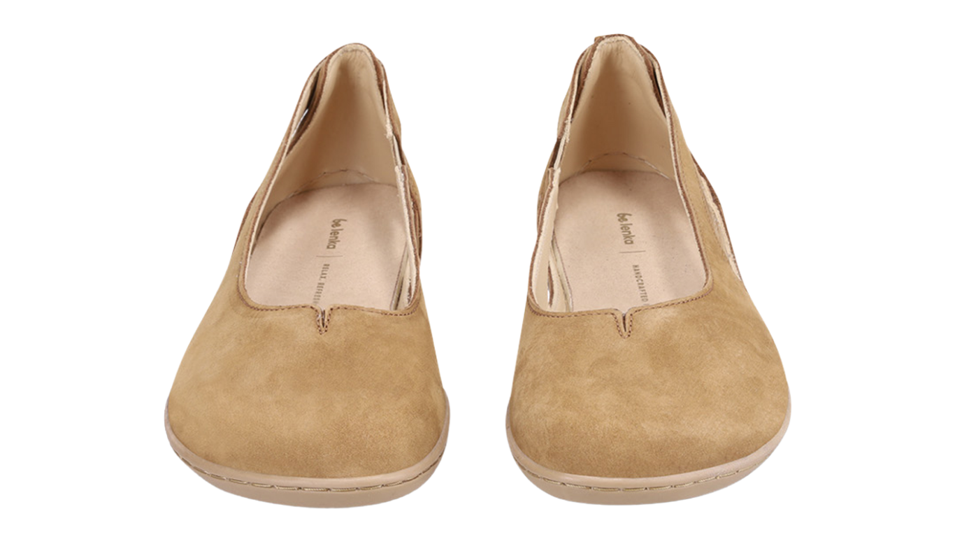 Damen-Ballerina mit geschlossenem Zehenbereich, geschlossener Ferse und Schlupfform, Vorderansicht.