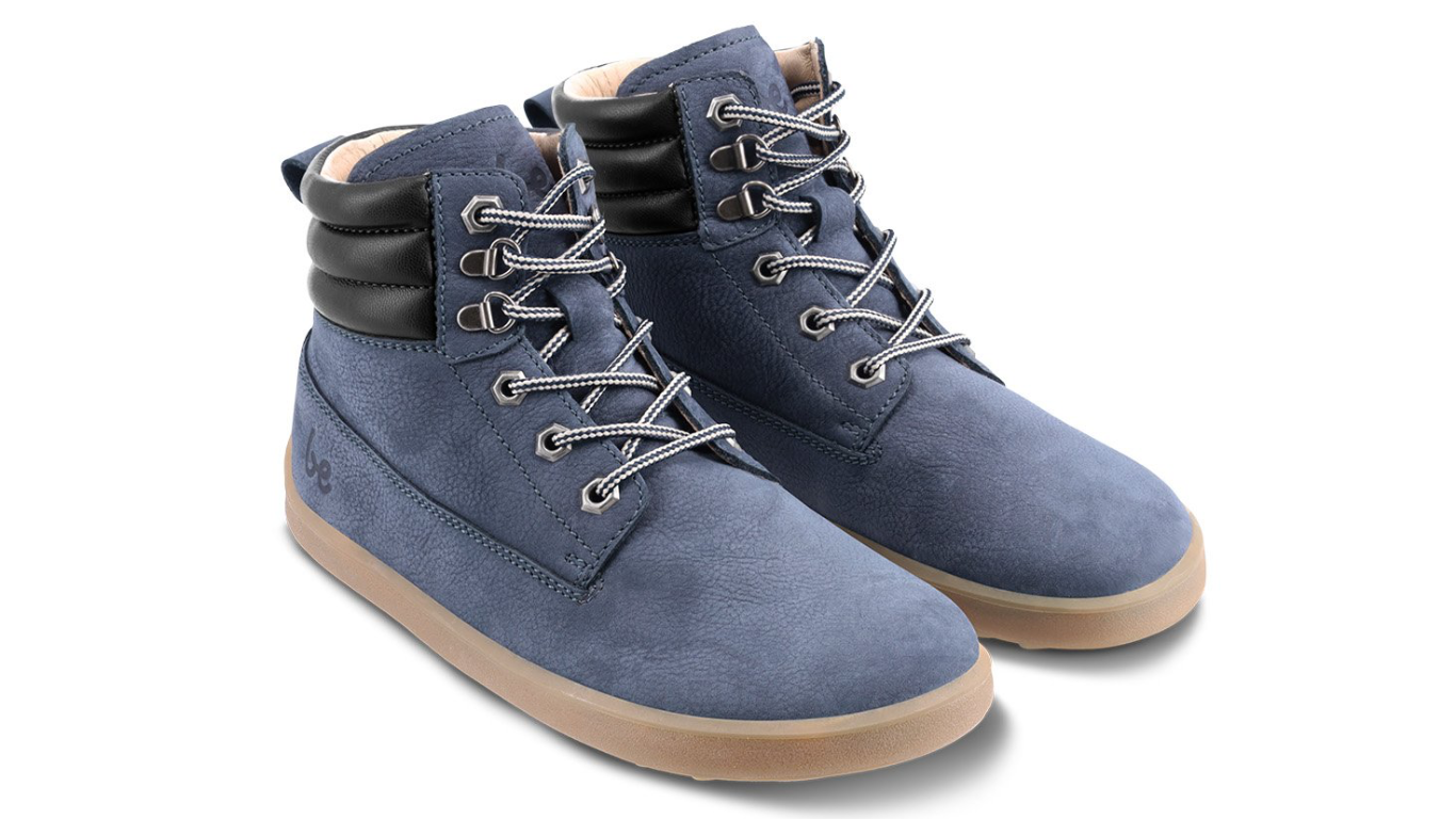 Barfußschuh für Erwachsene als Paar, knöchelhoch, breite Zehenbox, Schnürung, geschlossene Zehen, geschlossener Fersenbereich, Seitenansicht außen