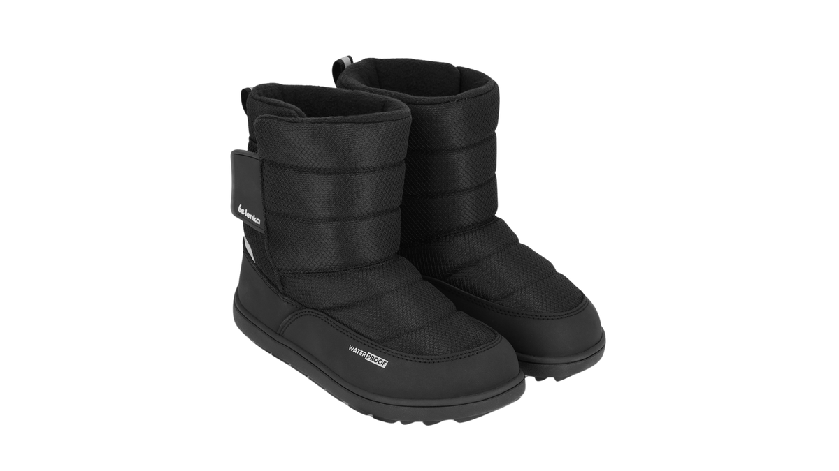 Barfußwinterstiefel als Paar, breite Zehenbox, schräge Vorderansicht