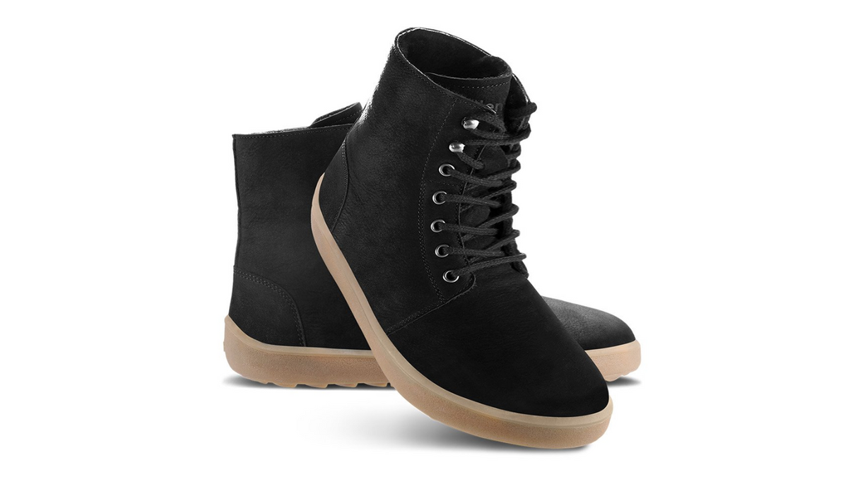 Barfußwinterstiefel für Erwachsene mit breiter Zehenbox, Schnürung, knöchelhohem Schaft, geschlossener Zehenbox und geschlossener Ferse, schräge Vorderansicht und Seitenansicht als Paar