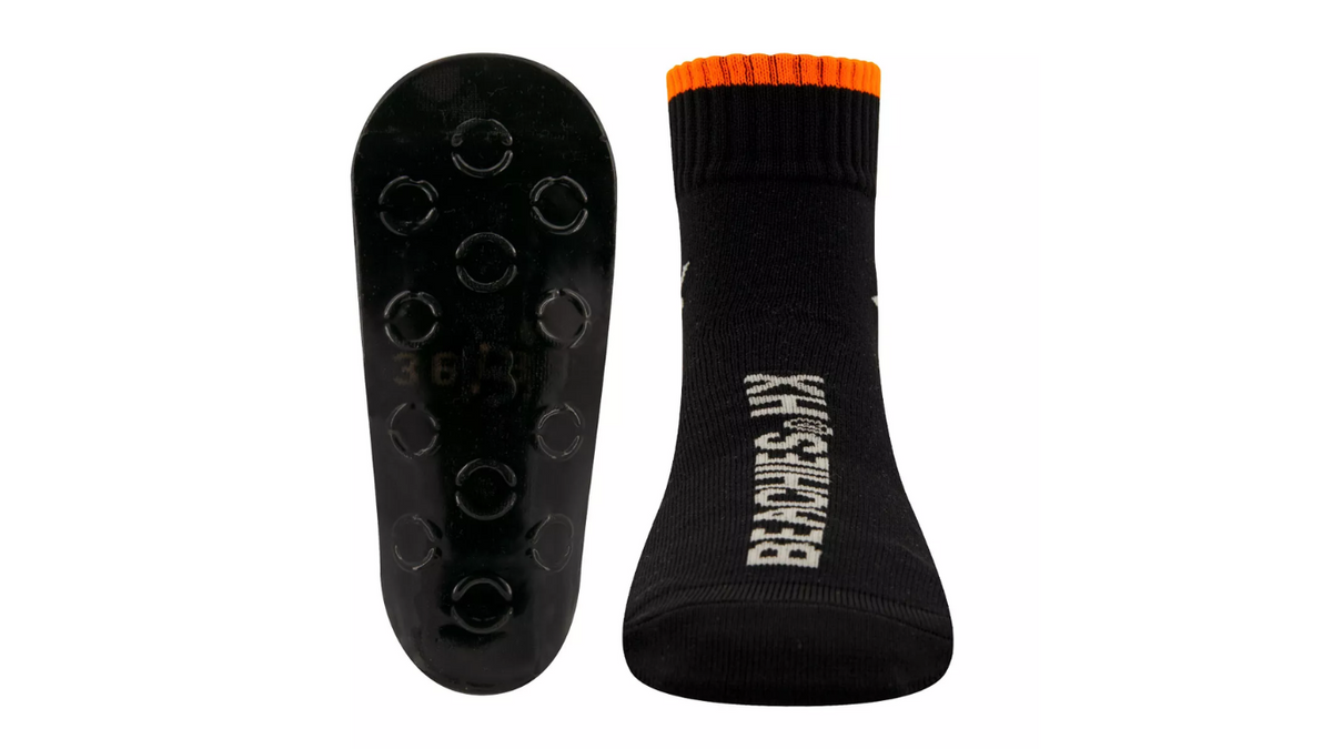 Wassersocke für Erwachsene mit flexibler Sohle und geschlossenen Zehen, Paaransicht von unten.