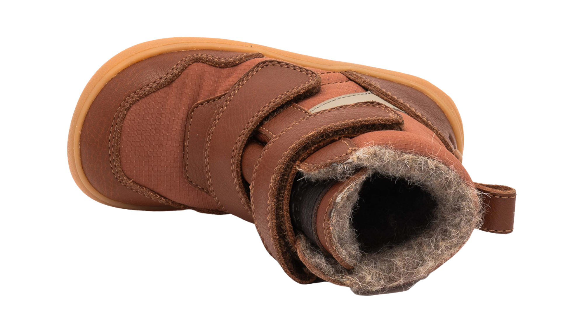 Barfußwinterstiefel für Kinder mit breiter Zehenbox und geschlossener Ferse, Draufsicht in den Schaft.